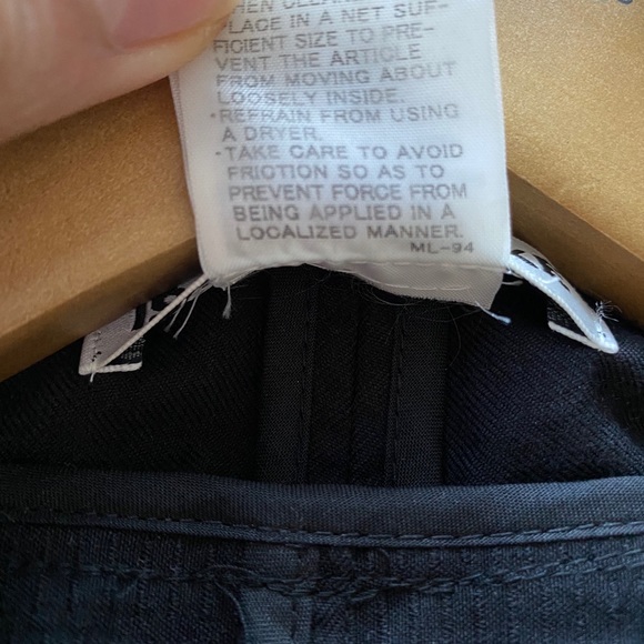 Issey Miyake faux shearling-trimmed cropped jacket - Picture 13 of 15